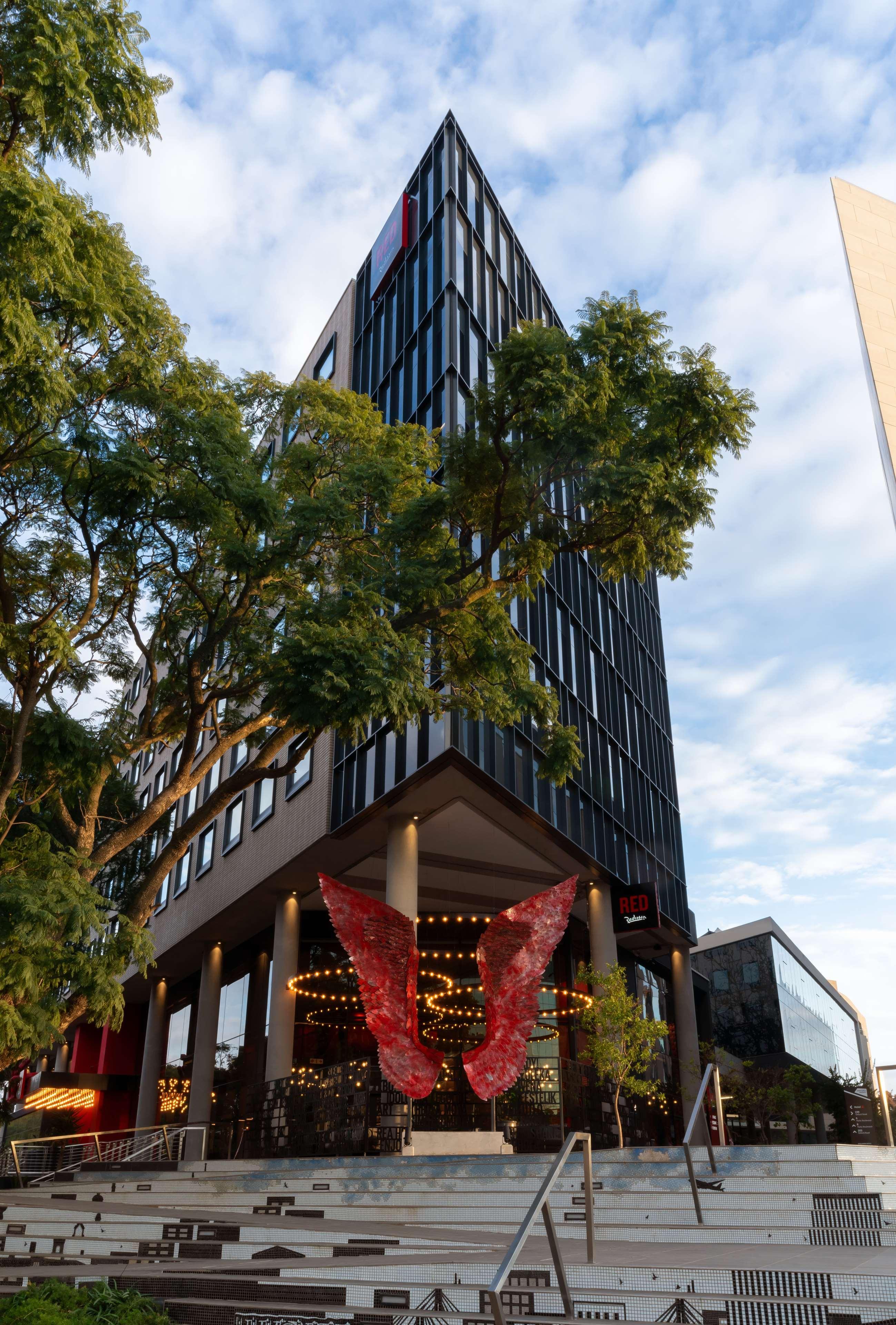 Radisson Red Hotel Johannesburg Rosebank Esterno foto